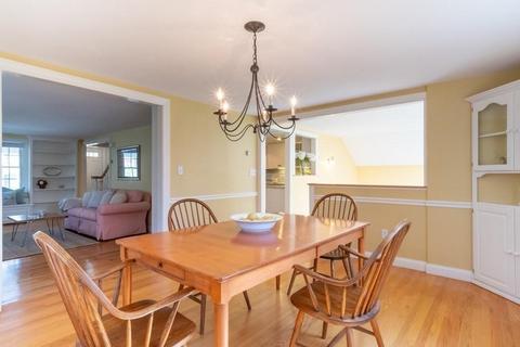34 Woodledge Rd, Needham, MA 02492 photo 8