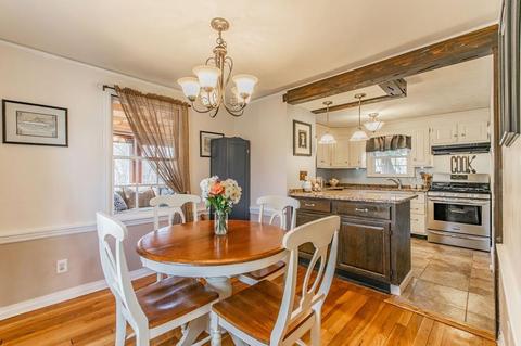 10 Donbray Rd, Springfield, MA 01119 photo 8
