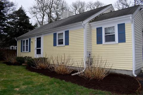 24 Gunters Ln, Mashpee, MA 02649 photo 8