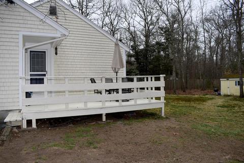 24 Gunters Ln, Mashpee, MA 02649 photo 6