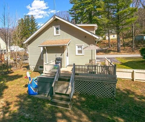 19 Chicopee St, Worcester, MA 01602 photo 2