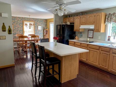 45 Jade Dr, Raynham, MA 02767 photo 5