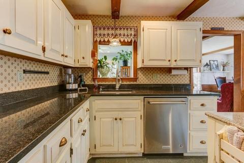 14 Brookview Rd, Millis, MA 02054 photo 11