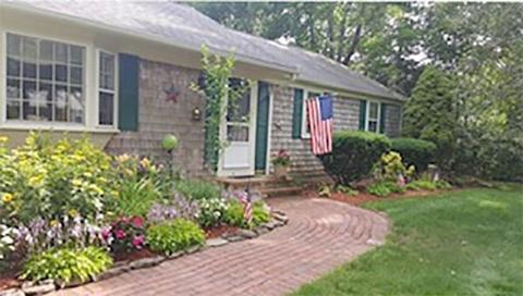 43 Tomahawk Dr, Barnstable, MA 02632 photo 3