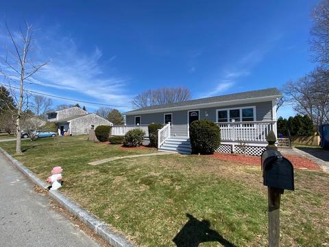 33 Jules St, Fall River, MA 02720 photo 1