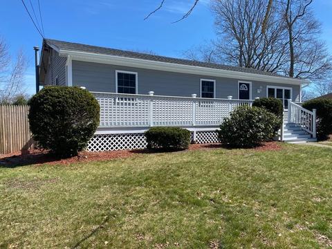 33 Jules St, Fall River, MA 02720 photo 2