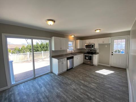 33 Jules St, Fall River, MA 02720 photo 10