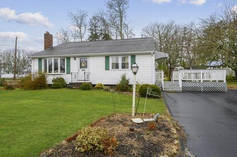 19 Odysis Dr, Buzzards Bay, MA 02532 photo 1