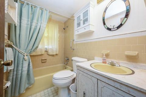 19 Odysis Dr, Buzzards Bay, MA 02532 photo 13