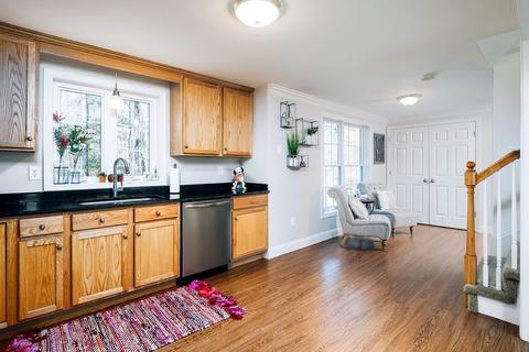 87 Adams St, Dunstable, MA 01827 photo 4