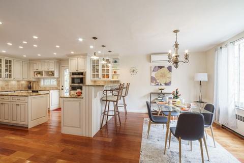 3 Old Brook Dr, Worcester, MA 01609 photo 5