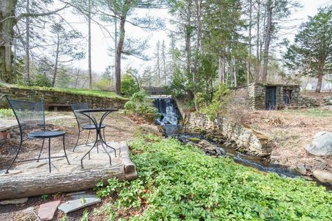 3 Old Brook Dr, Worcester, MA 01609 photo 35