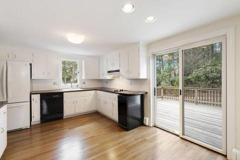 14 Stonehurst Rd, Needham, MA 02492 photo 8