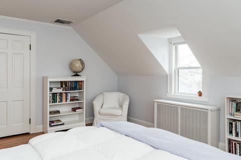 49 Blake Rd, Brookline, MA 02445 photo 20