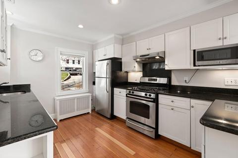 49 Blake Rd, Brookline, MA 02445 photo 15