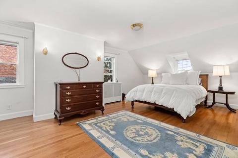 49 Blake Rd, Brookline, MA 02445 photo 21
