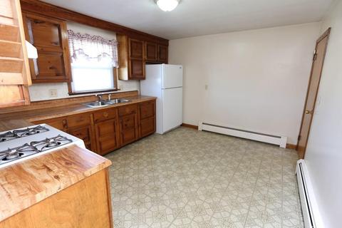 126 Boucher Cir, Chicopee, MA 01020 photo 12