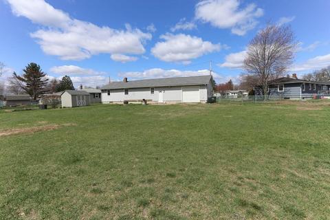 126 Boucher Cir, Chicopee, MA 01020 photo 4