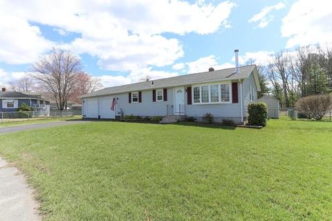 126 Boucher Cir, Chicopee, MA 01020 photo 2