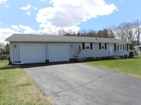 126 Boucher Cir, Chicopee, MA 01020 photo 3