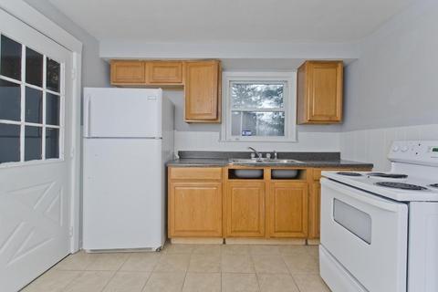 295 Rosewell St, Springfield, MA 01109 photo 2