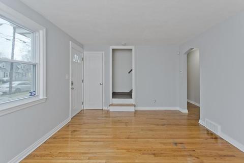 295 Rosewell St, Springfield, MA 01109 photo 9