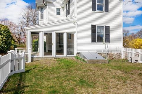 51 Pleasant St, Hingham, MA 02043 photo 36