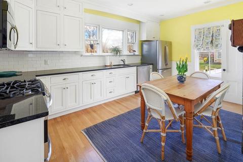 51 Pleasant St, Hingham, MA 02043 photo 6