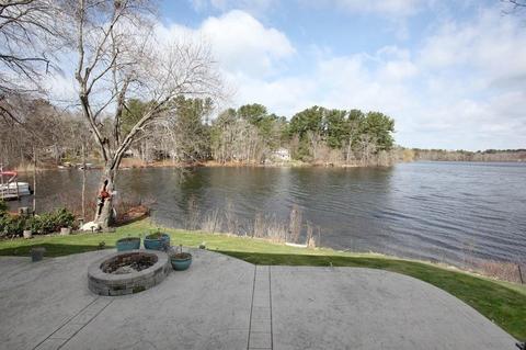 31 Fallons Pt, Hanson, MA 02341 photo 1