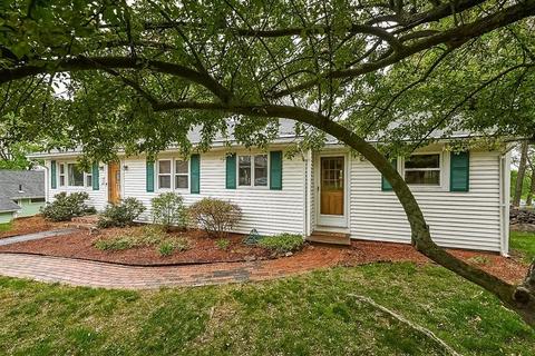 82 High St, Hudson, MA 01749 photo 2
