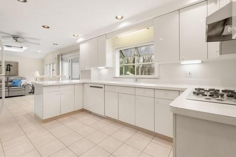 113 Webster St, Needham, MA 02494 photo 4