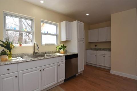 92 Hampstead Pl, Athol, MA 01331 photo 11
