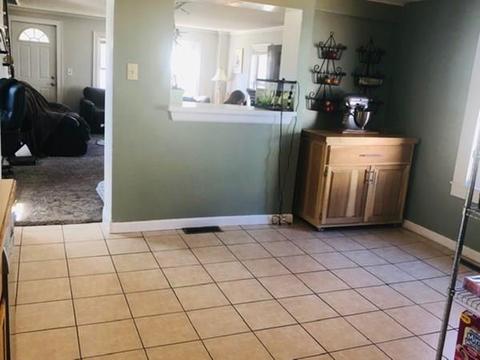 59 Parsons St, Easthampton, MA 01027 photo 10