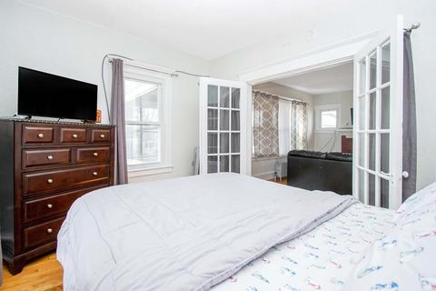 1062 Sumner Ave, Springfield, MA 01118 photo 24