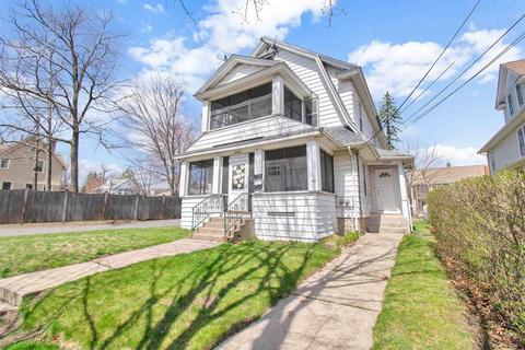 1062 Sumner Ave, Springfield, MA 01118 photo 3