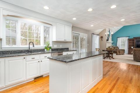 1 Abbey Rd, Georgetown, MA 01833 photo 3