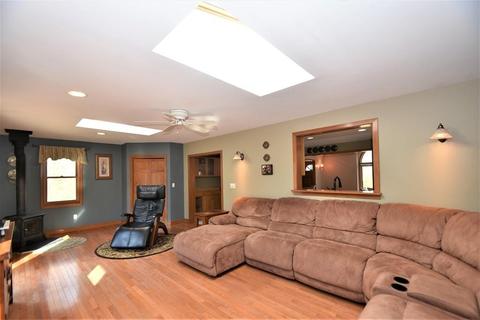 71 Pearl St, Upton, MA 01568 photo 11
