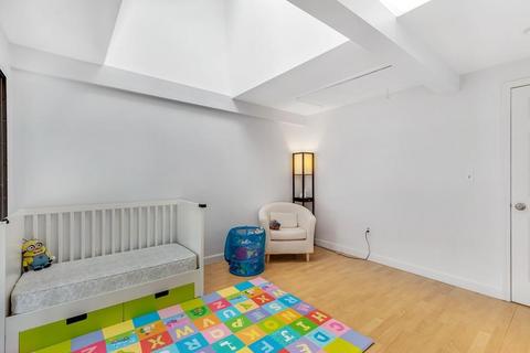 12 Locust St #3D, Everett, MA 02149 photo 15