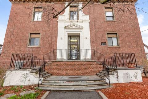 12 Locust St #3D, Everett, MA 02149 photo 2