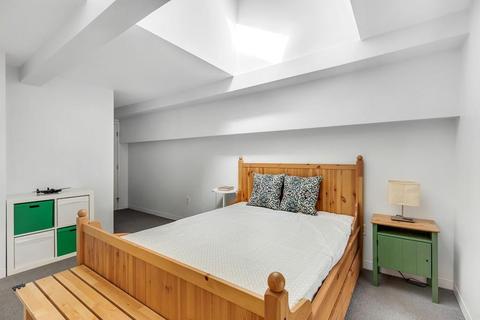 12 Locust St #3D, Everett, MA 02149 photo 20