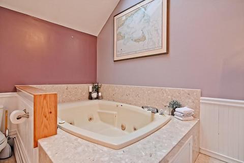 94 Windsor Ave, Acton, MA 01720 photo 25