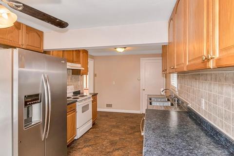 5 Donbray Rd, Springfield, MA 01119 photo 5