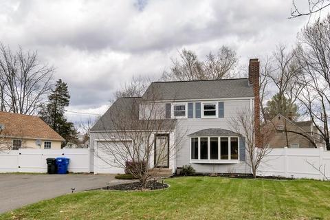 5 Donbray Rd, Springfield, MA 01119 photo 2