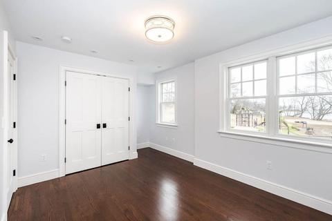 126 Lothrop St, Beverly, MA 01915 photo 21