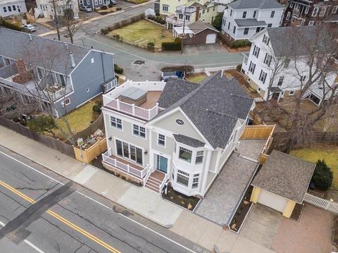 126 Lothrop St, Beverly, MA 01915 photo 4