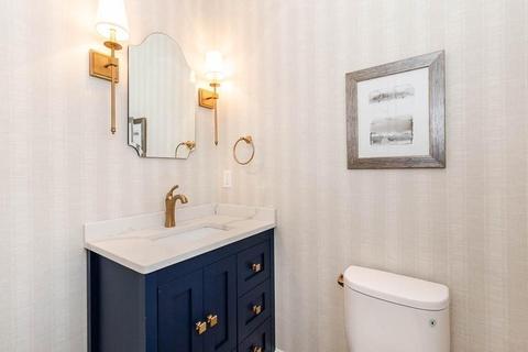 126 Lothrop St, Beverly, MA 01915 photo 14