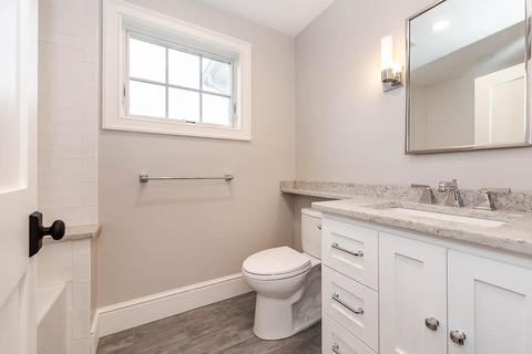 126 Lothrop St, Beverly, MA 01915 photo 22