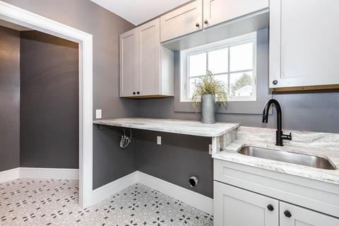 126 Lothrop St, Beverly, MA 01915 photo 27