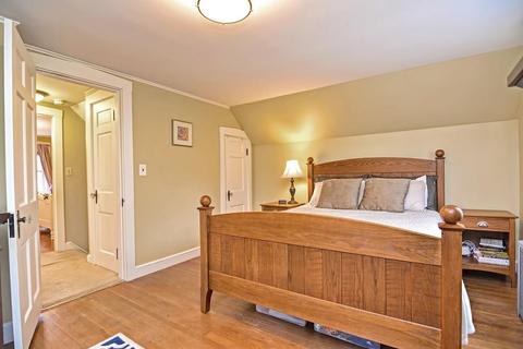 561 Webster St, Needham, MA 02494 photo 13