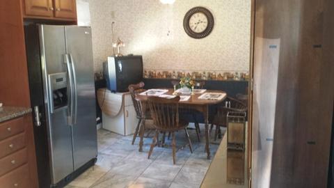 127 Garnet St, Springfield, MA 01129 photo 5